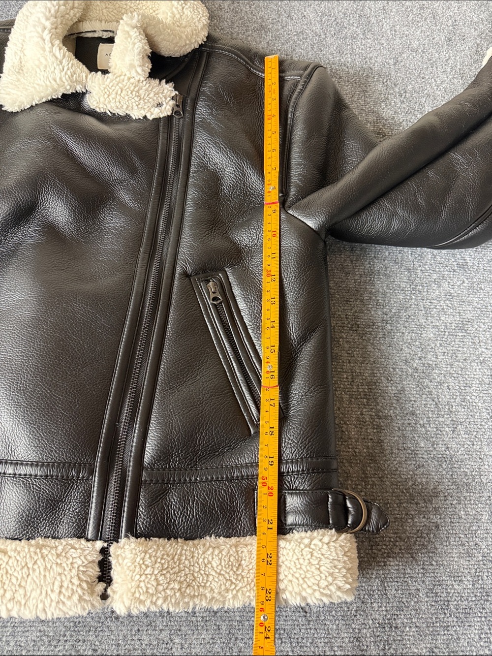 Aeropostale Black Puffer Jacket with Cream Sherpa Trim - Picture 8 of 9